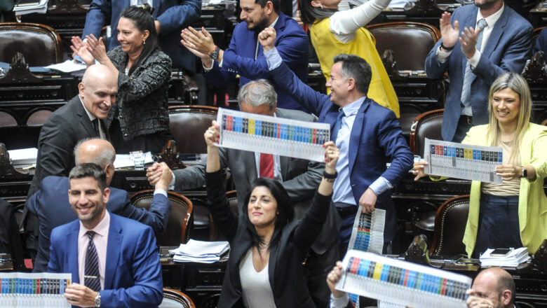 El Gobierno promulgó la ley que establece la Boleta Única de Papel como instrumento de votación