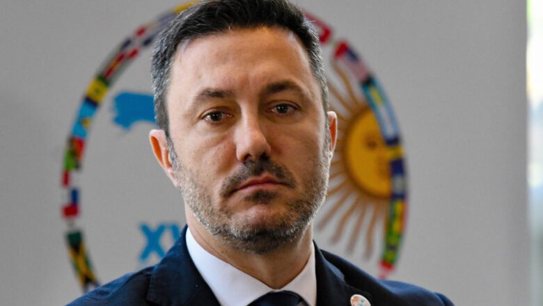 «Vamos a echar al responsable malnacido»